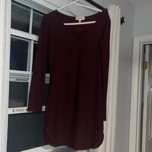 Form Fitting Burgundy Dress with Criss-cross design Size S